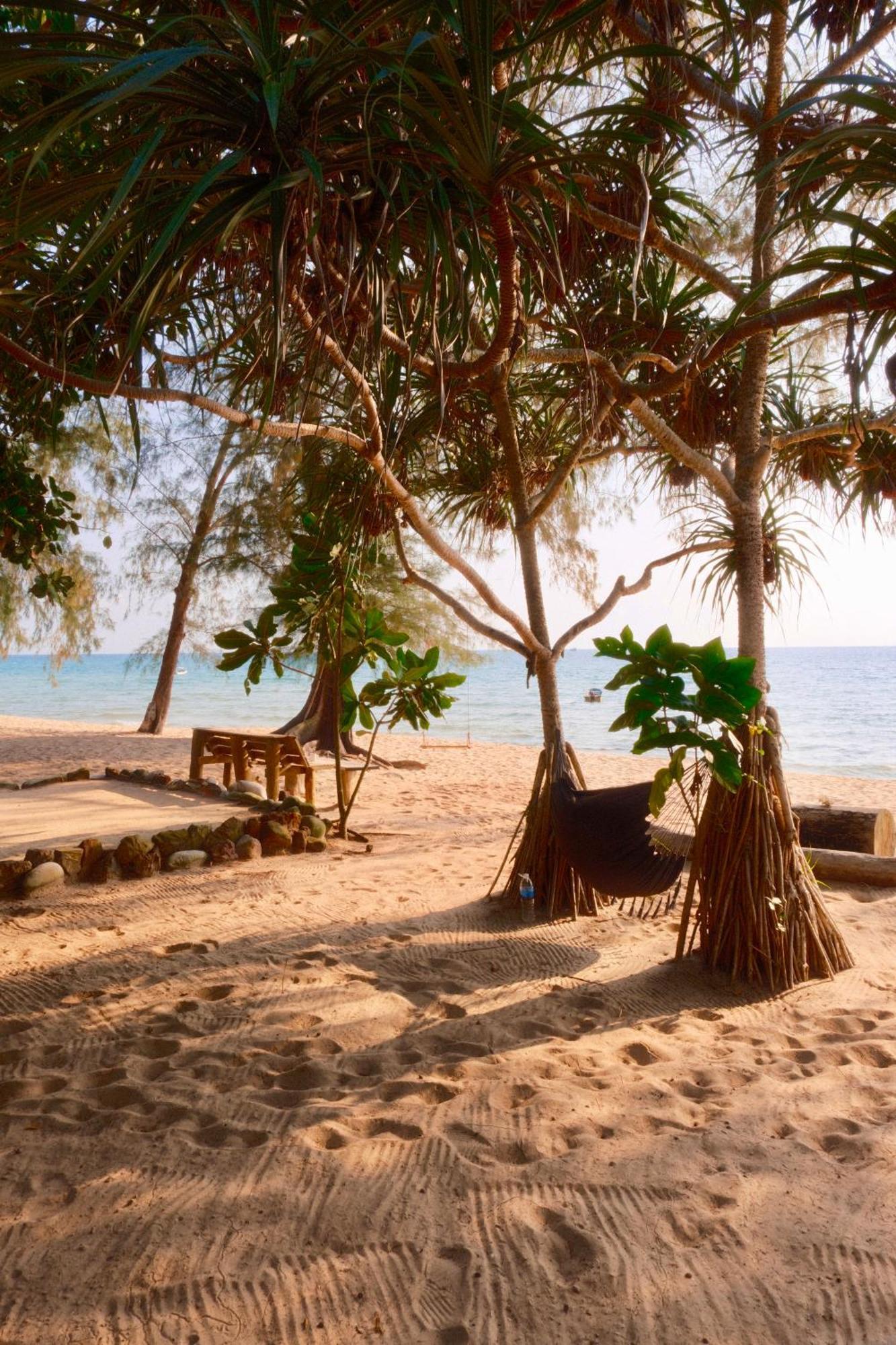 Villa Sleeping Trees à Koh Rong Sanloem Extérieur photo